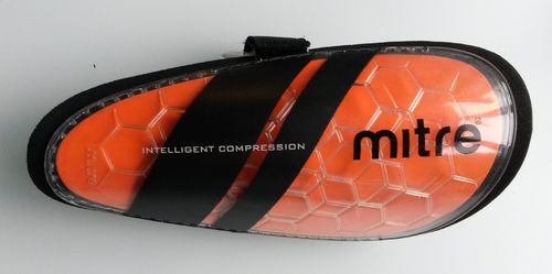 Mitre intelligent compression shin pads Colour change BNIP