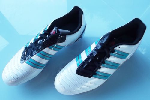 (371) Womens Adidas predito TRX FG W football boots size 7 BNIB